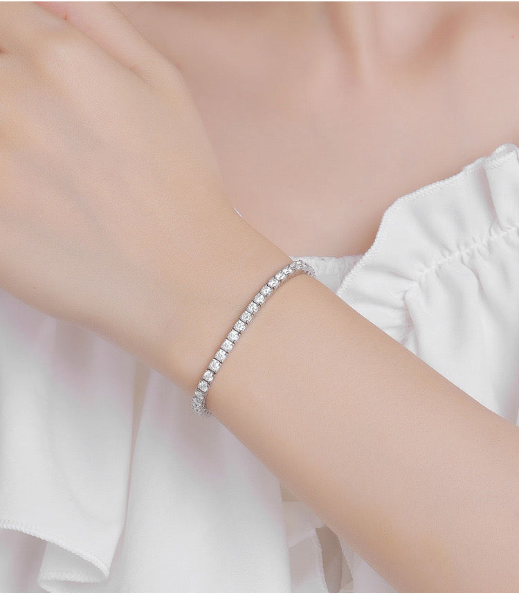 Classic Moissanite Tennis Bracelet